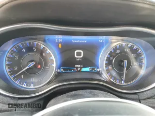 2019 Chrysler 300 Touring with VIN 2C3CCAAG5KH747277, listed as a Copart auction lot 51657985 with 97,596 mi miles and Salvage Title. Bid and sale history available at carsss.com. Image 9.