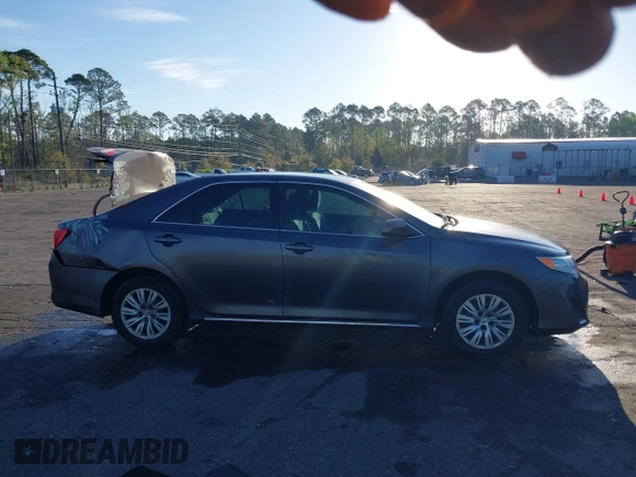2014 Toyota Camry L with VIN 4T1BF1FK9EU467810, listed as a IAAI auction lot 41832292 with 178,115 mi miles. Bid and sale history available at carsss.com. Image 13.