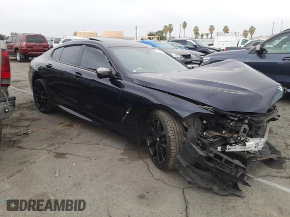 2020 BMW 8 Series M850i with VIN WBAGV8C09LCE58018, listed as a Copart auction lot 75584913 with 0 mi miles. Bid and sale history available at carsss.com. Image 4.
