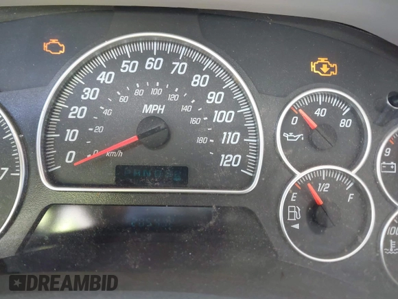 2005 GMC Envoy SLT with VIN 1GKDS13SX52175970, listed as a IAAI auction lot 42047871 with 205,432 mi miles. Bid and sale history available at carsss.com. Image 7.