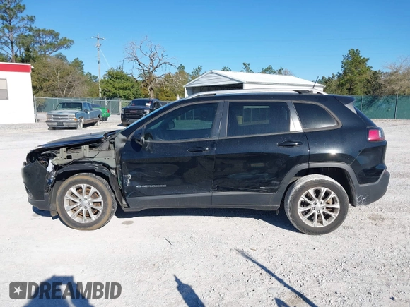 2021 Jeep Cherokee Latitude with VIN 1C4PJLCB4MD227099, listed as a IAAI auction lot 41844362 with 34,937 mi miles and . Bid and sale history available at DreamBid. Image 15.