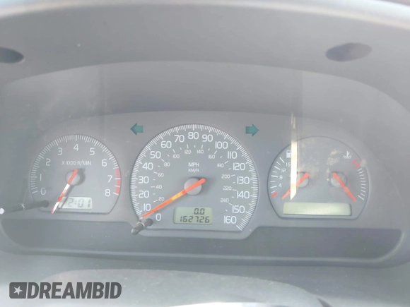 2000 Volvo V40 z VIN YV1VW2551YF537693, wystawiony jako IAAI lot #42148590 z przebiegiem 162 726 mil mil oraz . Historia ofert i sprzedaży dostępna na DreamBid. Obrazek 7.