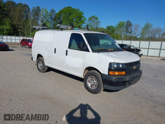 2021 Chevrolet Express Cargo with VIN 1GCWGAFP0M1262410, listed as a IAAI auction lot 42007712 with 61,620 mi miles and . Bid and sale history available at DreamBid. Image 1.
