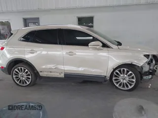 2018 Lincoln MKC Reserve с VIN 5LMCJ3C9XJUL23206, выставлен на аукционе IAAI как лот 42411951 с пробегом 60 904 миль миль и . История ставок и продаж доступна на DreamBid. Изображение 13.
