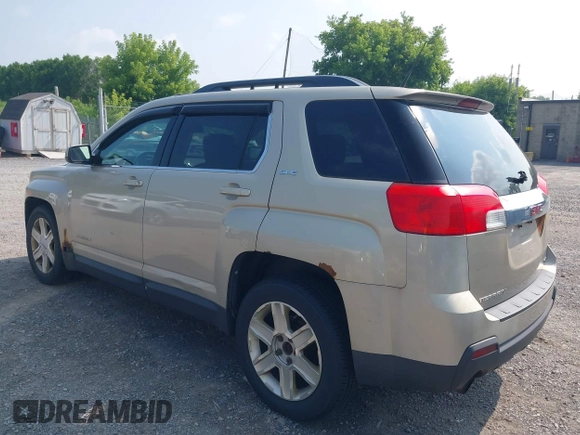 2010 GMC Terrain SLE-2 z VIN 2CTFLEEY6A6252040, wystawiony jako IAAI lot #42750227 z przebiegiem Nie podano mil oraz . Historia ofert i sprzedaży dostępna na DreamBid. Obrazek 3.