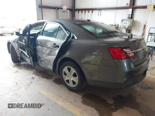 2015 Ford Police Interceptor с VIN 1FAHP2MK8FG122861, выставлен на аукционе IAAI как лот 42362351 с пробегом 80 646 миль миль и . История ставок и продаж доступна на DreamBid. Изображение 3.