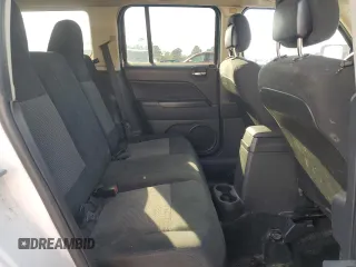 2015 Jeep Patriot Sport with VIN 1C4NJPBB5FD158023, listed as a Copart auction lot 48482505 with 176,090 mi miles and Clean Title. Bid and sale history available at DreamBid. Image 11.