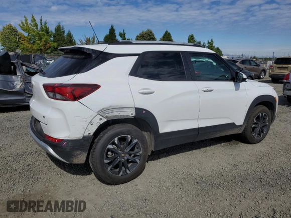 2021 Chevrolet TrailBlazer LT with VIN KL79MRSL1MB165604, listed as a Copart auction lot 68071014 with 57,814 mi miles and Salvage Title. Bid and sale history available at DreamBid. Image 3.