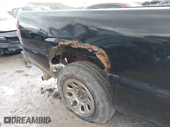 2004 Chevrolet Silverado 1500 Work Truck with VIN 1GCEC14X24Z329861, listed as a IAAI auction lot 41731894 with 137,109 mi miles. Bid and sale history available at carsss.com. Image 6.