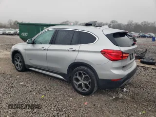2018 BMW X1 xDrive28i with VIN WBXHT3C36J5F90135, listed as a Copart auction lot 43766955 with 76,530 mi miles and Salvage Title. Bid and sale history available at carsss.com. Image 2.
