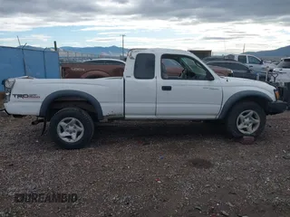 2003 Toyota Tacoma with VIN 5TEWN72N83Z297746, listed as a IAAI auction lot 40929205 with 179,632 mi miles. Bid and sale history available at carsss.com. Image 13.