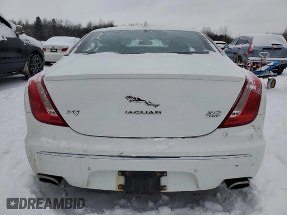 2015 Jaguar XJ Premium Luxury with VIN SAJXJ1CD0F8V88669, listed as a Copart auction lot 86063734 with 155,712 mi miles and Clean Title. Bid and sale history available at DreamBid. Image 6.