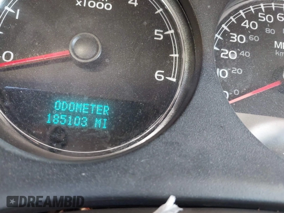 2007 Chevrolet Suburban LT with VIN 1GNFK16327J242103, listed as a IAAI auction lot 42172990 with 185,103 mi miles and . Bid and sale history available at DreamBid. Image 7.