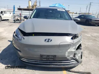 2023 Hyundai Kona SEL z VIN KM8K33AG2PU167360, wystawiony jako Copart lot #56318685 z przebiegiem Nie podano mil oraz Szkoda całkowita • Salvage title. Historia ofert i sprzedaży dostępna na DreamBid. Obrazek 5.