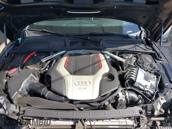 2019 Audi S5 Sportback Premium Plus z VIN WAUB4CF50KA090648, wystawiony jako IAAI lot #42073002 z przebiegiem 39 185 mil mil oraz . Historia ofert i sprzedaży dostępna na DreamBid. Obrazek 10.