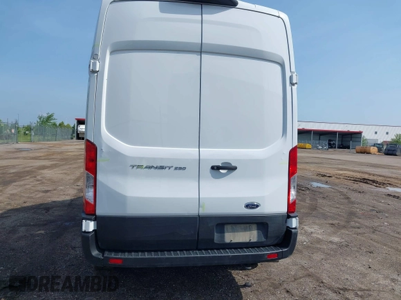 2023 Ford Transit Cargo с VIN 1FTBR1X88PKB01513, выставлен на аукционе IAAI как лот 42496329 с пробегом 65 621 миль миль и . История ставок и продаж доступна на DreamBid. Изображение 16.