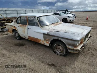 1960 Plymouth Valiant z VIN 1307117456, wystawiony jako Copart lot #48976045 z przebiegiem 20 241 mil mil oraz Czysty tytuł • Clean title. Historia ofert i sprzedaży dostępna na DreamBid. Obrazek 4.