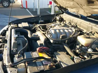 2001 Toyota 4Runner Limited z VIN JT3HN87R510327670, wystawiony jako IAAI lot #41425474 z przebiegiem 269 825 mil mil oraz . Historia ofert i sprzedaży dostępna na DreamBid. Obrazek 21.