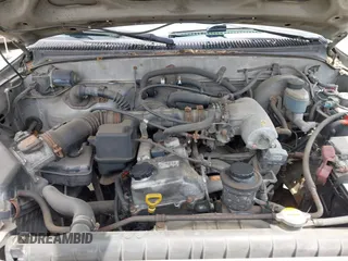 2001 Toyota Tacoma z VIN 5TENL42N31Z873658, wystawiony jako IAAI lot #42476133 z przebiegiem 261 394 mil mil oraz . Historia ofert i sprzedaży dostępna na DreamBid. Obrazek 10.