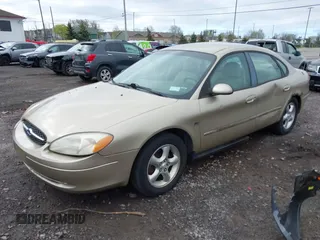 2001 Ford Taurus SES with VIN 1FAFP55S01A155758, listed as a IAAI auction lot 42152091 with 74,817 mi miles. Bid and sale history available at carsss.com. Image 2.