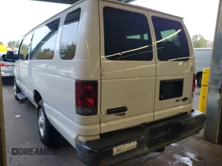 2013 Ford Econoline Passenger XL z VIN 1FBSS3BL5DDA49371, wystawiony jako IAAI lot #42520998 z przebiegiem 62 763 mil mil oraz . Historia ofert i sprzedaży dostępna na DreamBid. Obrazek 44.