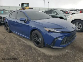 2025 Toyota Camry LE with VIN 4T1DAACK5SU003145, listed as a Copart auction lot 43079735 with 437 mi miles and Salvage Title. Bid and sale history available at carsss.com. Image 4.