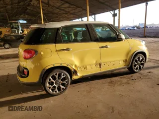 2014 FIAT 500L Trekking with VIN ZFBCFADH5EZ009574, listed as a Copart auction lot 47250205 with 33,469 mi miles and Salvage Title. Bid and sale history available at DreamBid. Image 3.