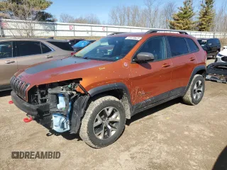 2015 Jeep Cherokee Trailhawk with VIN 1C4PJMBS0FW604168, listed as a Copart auction lot 51470625 with 186,211 mi miles and Salvage Title. Bid and sale history available at carsss.com. Image 1.