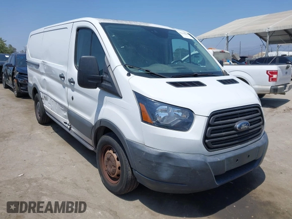 2018 Ford Transit z VIN 1FTYE1YM3JKA17396, wystawiony jako IAAI lot #42575062 z przebiegiem 68 063 mil mil oraz . Historia ofert i sprzedaży dostępna na DreamBid. Obrazek 1.