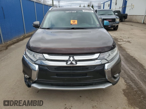 2017 Mitsubishi Outlander ES z VIN JA4AZ2A32HZ606660, wystawiony jako Copart lot #54252055 z przebiegiem Nie podano mil oraz Czysty tytuł • Clean title. Historia ofert i sprzedaży dostępna na DreamBid. Obrazek 5.