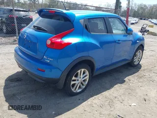 2012 Nissan Juke SL with VIN JN8AF5MV7CT120665, listed as a IAAI auction lot 42112288 with 179,492 mi miles. Bid and sale history available at carsss.com. Image 4.