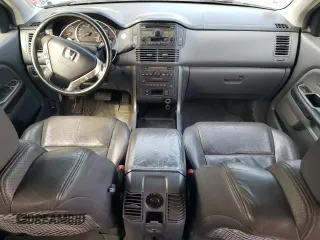 2005 Honda Pilot EX-L with VIN 5FNYF18515B035128, listed as a Copart auction lot 52935285 with 184,566 mi miles and Clean Title. Bid and sale history available at carsss.com. Image 8.