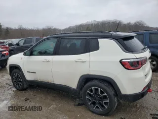 2019 Jeep Compass Trailhawk with VIN 3C4NJDDB0KT671292, listed as a Copart auction lot 46418675 with 175,494 mi miles and Salvage Title. Bid and sale history available at DreamBid. Image 2.
