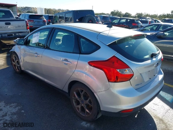 2014 Ford Focus SE with VIN 1FADP3K27EL455422, listed as a IAAI auction lot 41219735 with 1 mi miles. Bid and sale history available at carsss.com. Image 3.