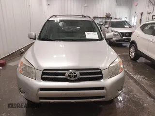 2008 Toyota RAV4 Ltd with VIN JTMZD31V286059955, listed as a IAAI auction lot 41757715 with 217,396 mi miles. Bid and sale history available at carsss.com. Image 12.