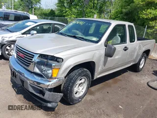 2006 GMC Canyon z VIN 1GTCS198368140172, wystawiony jako IAAI lot #42156487 z przebiegiem 136 276 mil mil oraz . Historia ofert i sprzedaży dostępna na DreamBid. Obrazek 2.