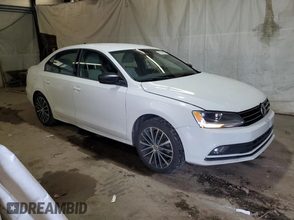 2015 Volkswagen Jetta SE with VIN 3VWD17AJ3FM224154, listed as a Copart auction lot 62846585 with 118,128 mi miles and Salvage title. Bid and sale history available at DreamBid. Image 4.