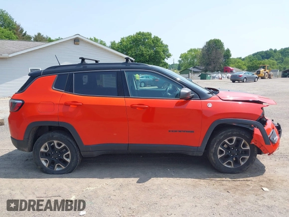 2018 Jeep Compass Trailhawk z VIN 3C4NJDDBXJT334496, wystawiony jako IAAI lot #42400835 z przebiegiem 188 896 mil mil oraz . Historia ofert i sprzedaży dostępna na DreamBid. Obrazek 13.