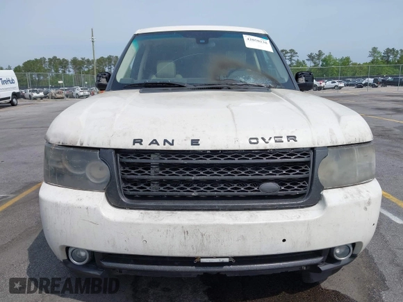 2010 Land Rover Range Rover SC z VIN SALMF1E45AA311624, wystawiony jako IAAI lot #42050138 z przebiegiem 116 651 mil mil oraz . Historia ofert i sprzedaży dostępna na DreamBid. Obrazek 12.