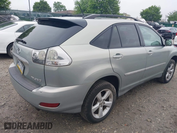 2007 Lexus RX 350 with VIN 2T2HK31U97C012983, listed as a IAAI auction lot 42190788 with 175,317 mi miles and . Bid and sale history available at DreamBid. Image 4.