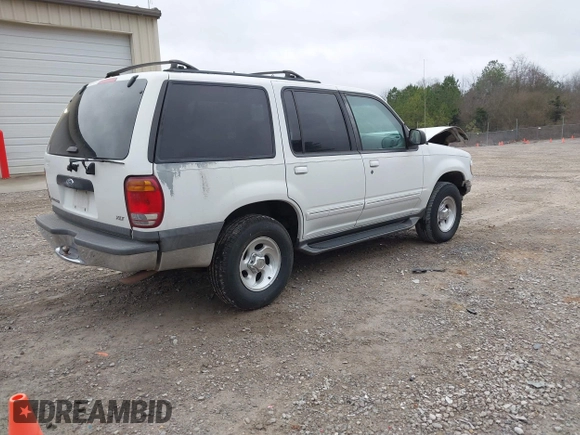 1999 Ford Explorer XLT z VIN 1FMZU32E1XZA80254, wystawiony jako IAAI lot #41453375 z przebiegiem 146 259 mil mil oraz . Historia ofert i sprzedaży dostępna na DreamBid. Obrazek 4.