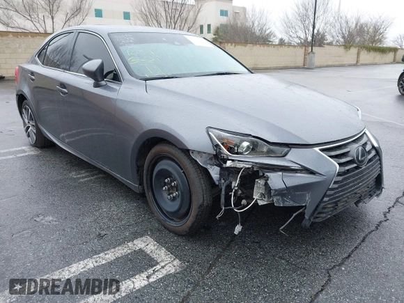 2020 Lexus IS 300 z VIN JTHDA1D24L5107168, wystawiony jako IAAI lot #41101439 z przebiegiem 76 240 mil mil oraz . Historia ofert i sprzedaży dostępna na DreamBid. Obrazek 1.