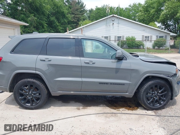 2020 Jeep Grand Cherokee North с VIN 1C4RJFAG4LC397993, выставлен на аукционе IAAI как лот 42390213 с пробегом 51 236 миль миль и . История ставок и продаж доступна на DreamBid. Изображение 14.