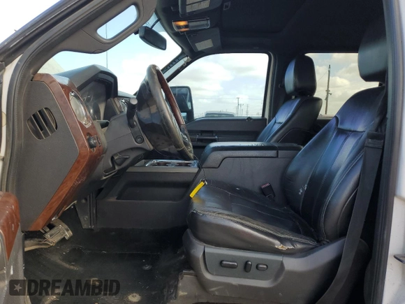 2012 Ford F-250 XL z VIN 1FT7W2BT4CEA51296, wystawiony jako Copart lot #55537375 z przebiegiem 243 184 mil mil oraz Czysty tytuł • Clean title. Historia ofert i sprzedaży dostępna na DreamBid. Obrazek 7.