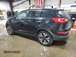 2011 Kia Sportage SX with VIN KNDPCCA69B7114437, listed as a Copart auction lot 44776805 with 221,806 mi miles and Salvage Title. Bid and sale history available at carsss.com. Image 2.