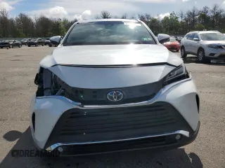 2023 Toyota Venza LE with VIN JTEAAAAH0PJ135121, listed as a Copart auction lot 60995454 with 17,910 mi miles and Salvage Title. Bid and sale history available at carsss.com. Image 5.
