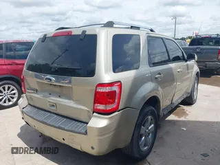 2010 Ford Escape Limited с VIN 1FMCU0E75AKB91097, выставлен на аукционе IAAI как лот 42488263 с пробегом 201 551 миль миль и . История ставок и продаж доступна на DreamBid. Изображение 4.