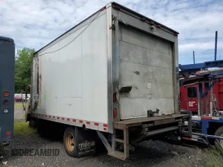 2014 Isuzu NQR IBT PWL with VIN JALE5W167E7900615, listed as a Copart auction lot 62797014 with Not Provided miles and Salvage Title. Bid and sale history available at carsss.com. Image 3.