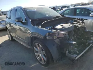 2016 Volvo XC90 T6 Inscription z VIN YV4A22PL8G1048227, wystawiony jako Copart lot #48582785 z przebiegiem 99 830 mil mil oraz Szkoda całkowita • Salvage title. Historia ofert i sprzedaży dostępna na DreamBid. Obrazek 4.
