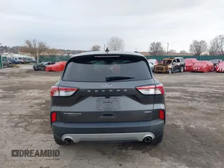 2020 Ford Escape Titanium Hybrid с VIN 1FMCU9DZ2LUB92948, выставлен на аукционе IAAI как лот 41886609 с пробегом Не указан миль и . История ставок и продаж доступна на DreamBid. Изображение 17.